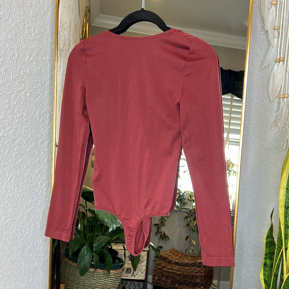 House of CB 'Rosella' Seamless Knit Scoop Neck Stretch Bodysuit - Picture 8 of 8